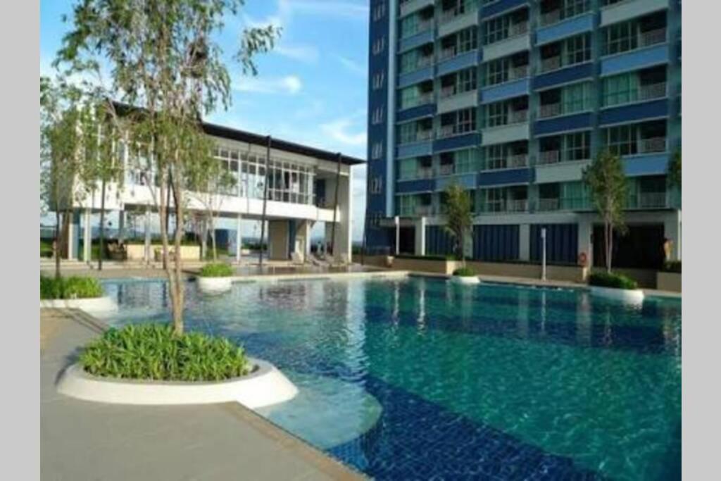 Stunning Seaview Suite Jomtien Beach Extérieur photo